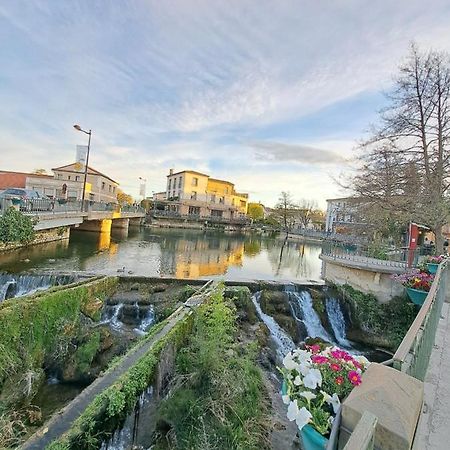 Le Studio De La Place Chalier LʼIsle-sur-la-Sorgue Buitenkant foto